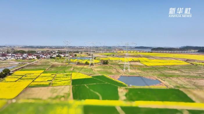 移軸鏡頭下的“西電東送”特高壓檢修現場